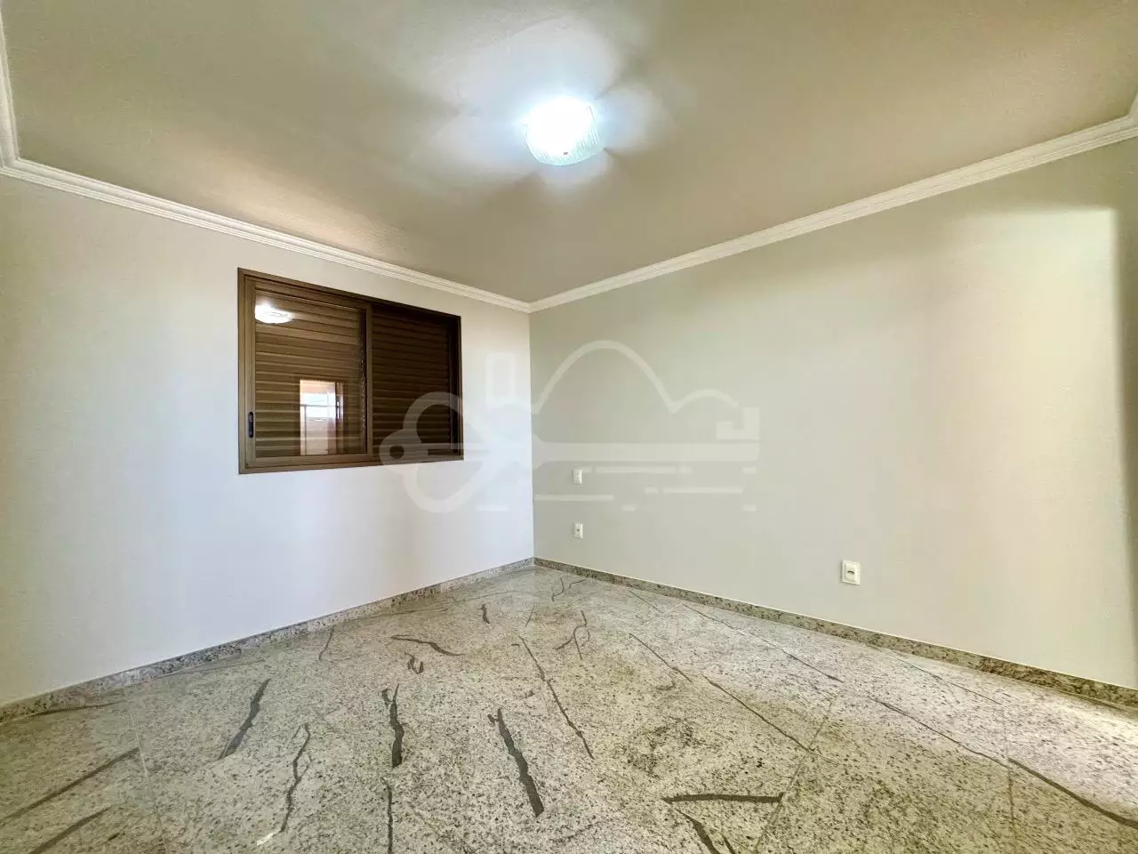 Quarto com closet